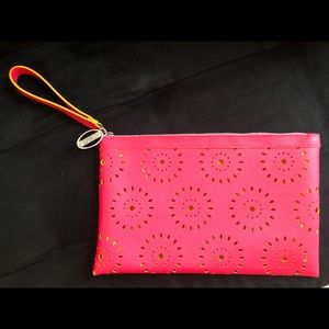 Carlos Santana gorgeous pink/yellow lightwt clutch